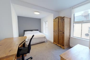 5 bed house, Hill Park Crescent, Greenbank, Plymouth, PL48JW - Image 7